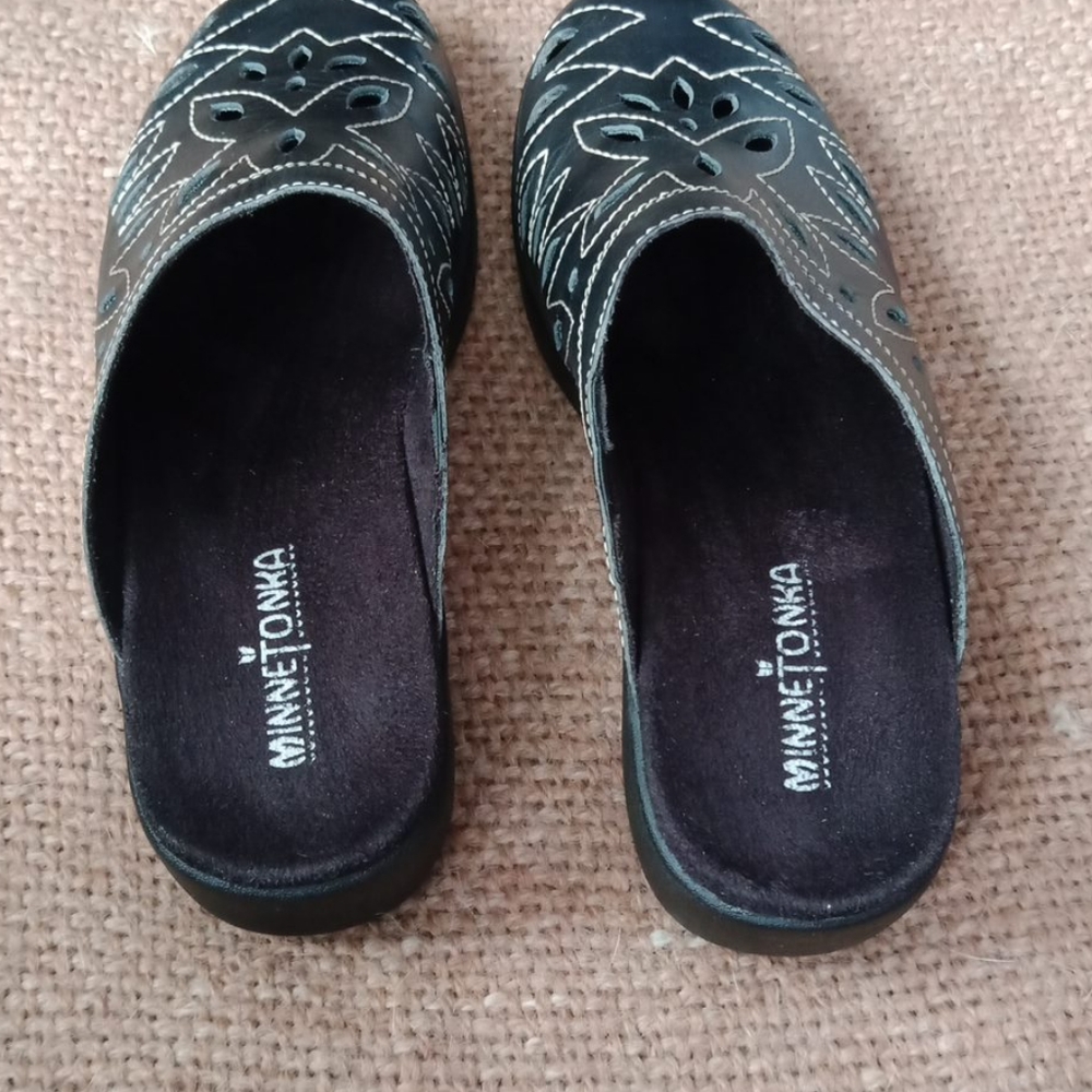 Minnetonka leather clogs - Picture 3 of 13